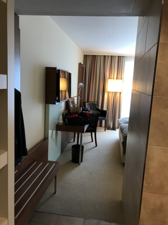 Zimmer Lindner Hotel Hamburg Am Michel, part of JdV by Hyatt