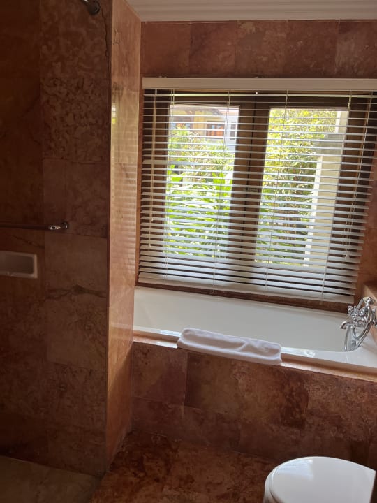 Zimmer Puri Santrian