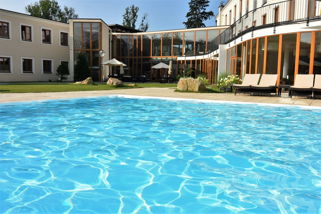 Pool Schlosspark Mauerbach Resort & Spa