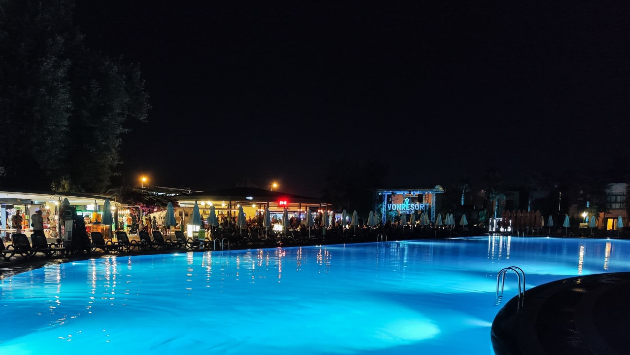 Pool VONRESORT Golden Beach