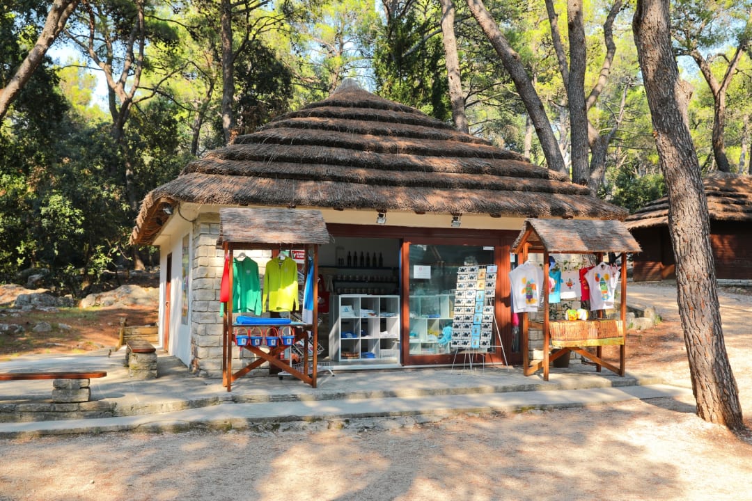 Sonstiges Pine Beach Pakostane