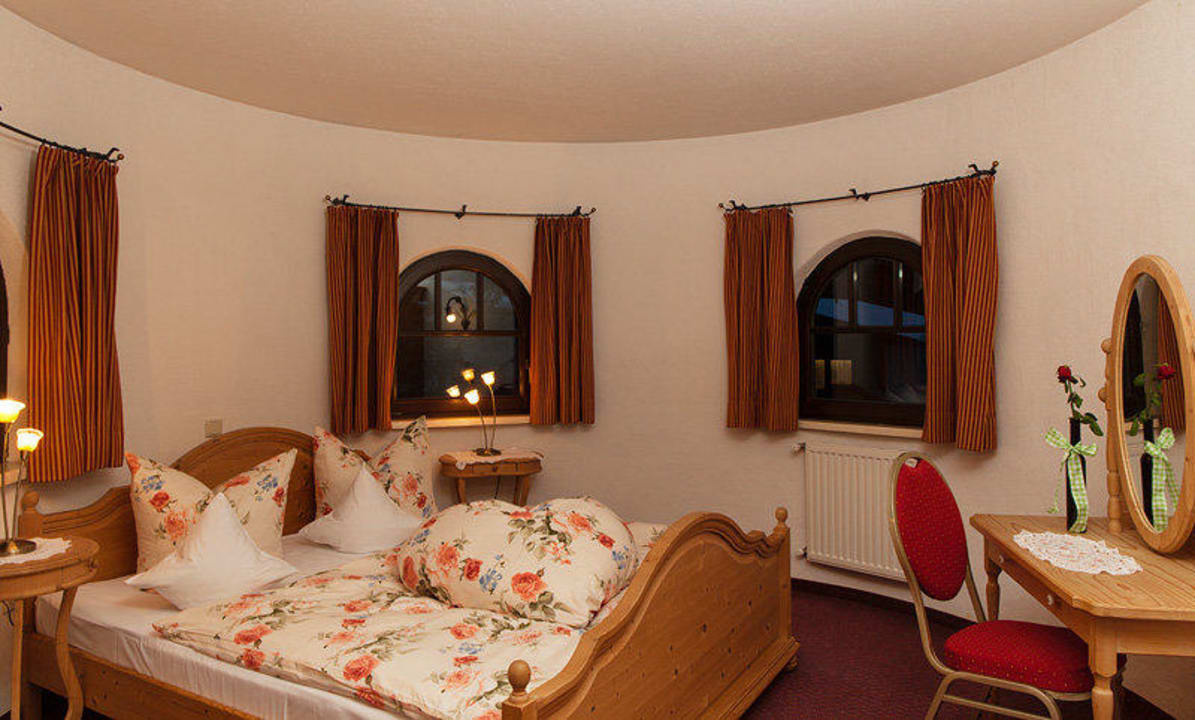 Schlafzimmer Hohe Munde Hotel Der Schlösslhof