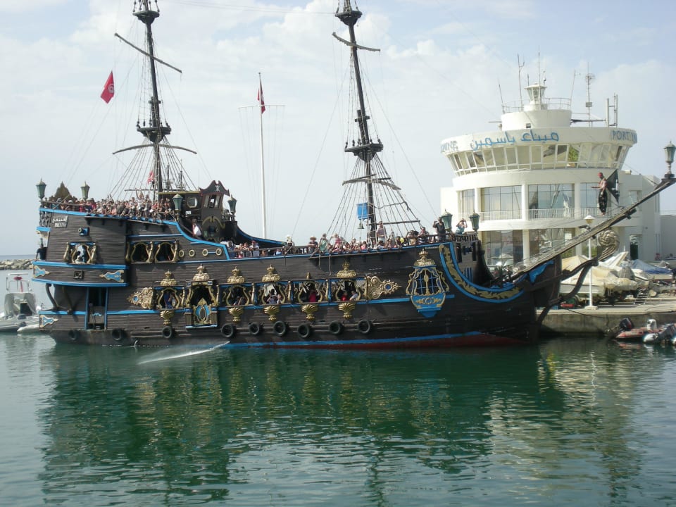 Piratenschiff Dar Khayam