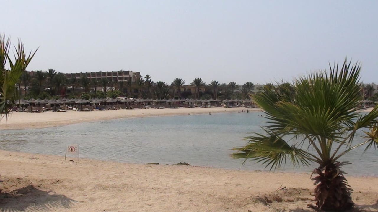 Strand Brayka Bay Resort