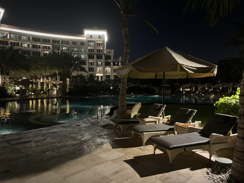 Pool Waldorf Astoria Dubai Palm Jumeirah