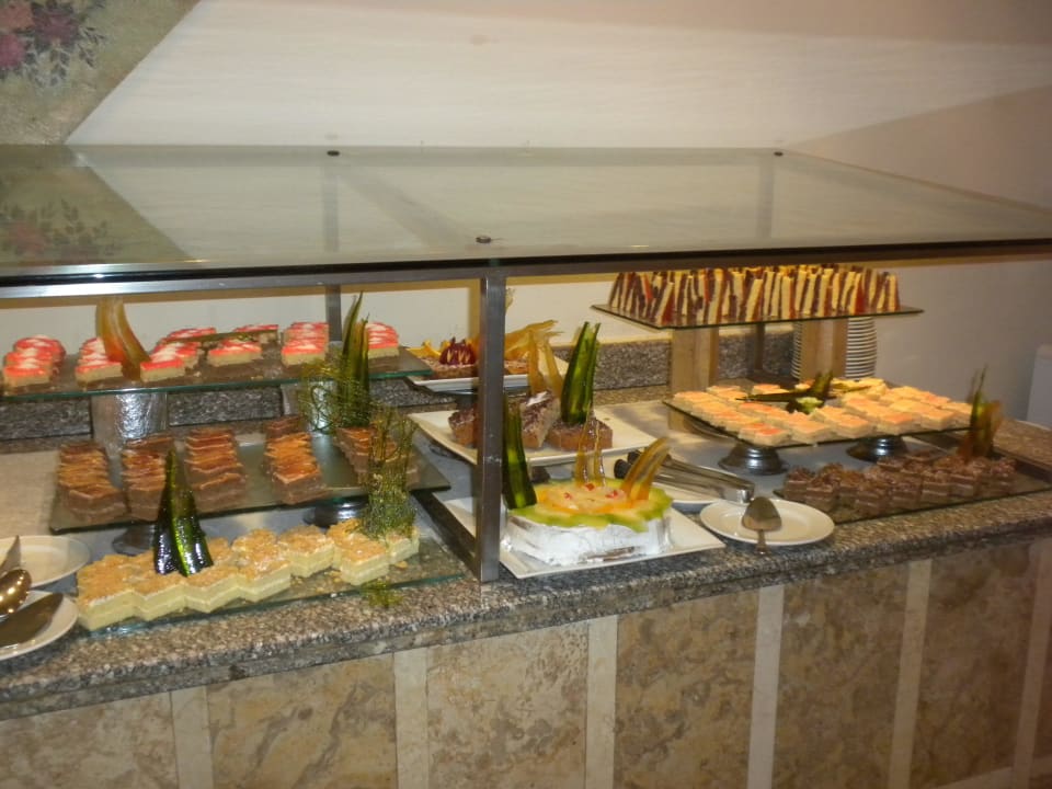 Kuchenbuffet Fort Arabesque Resort, Spa & Villas