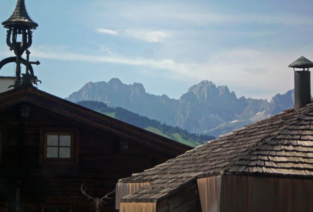 Zimmerblick auf Wilden Kaiser Schloss Münichau