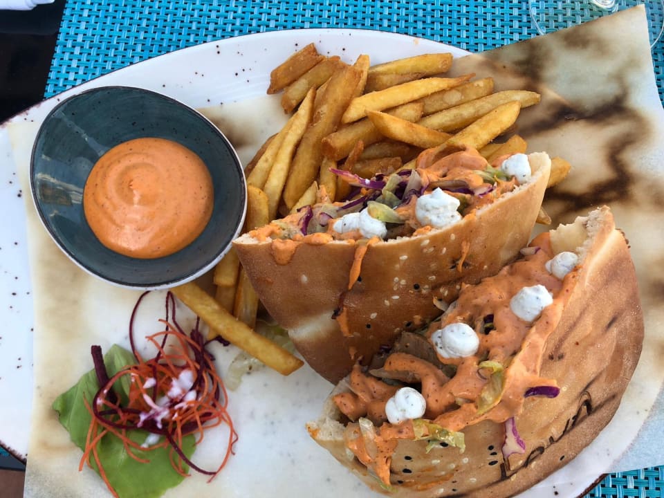 Gastro Fairmont Fujairah Beach Resort