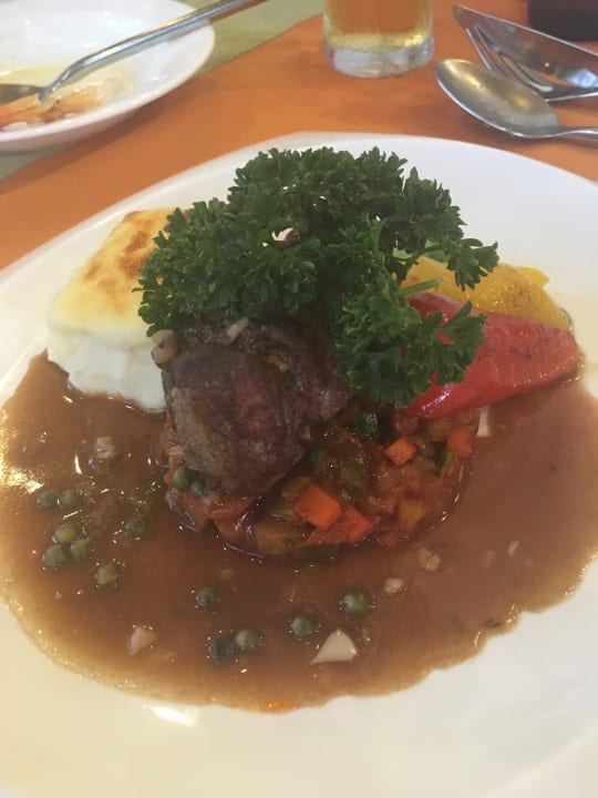 Gastro Hive Khaolak Beach Resort