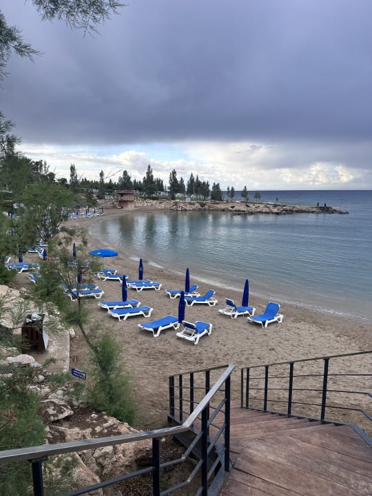 Strand Crystal Springs Beach Hotel