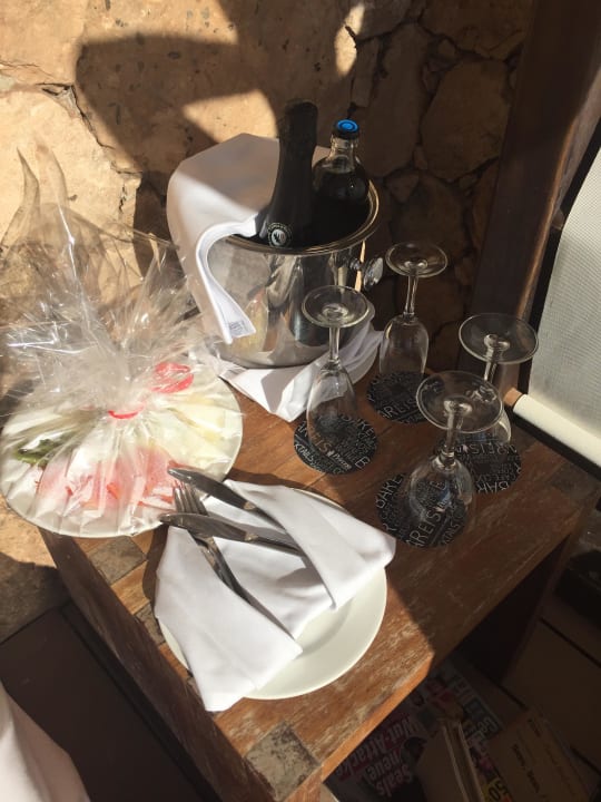 Lecker Sekt und Früchte Club Jandia Princess