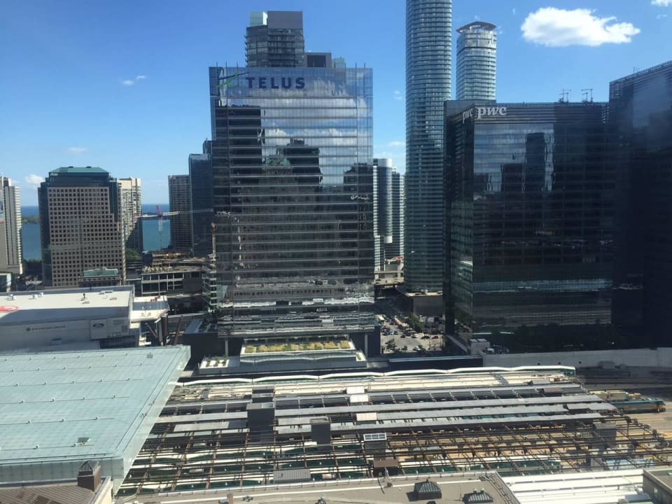 Blick aus dem 18. OG Hotel The Fairmont Royal York Toronto