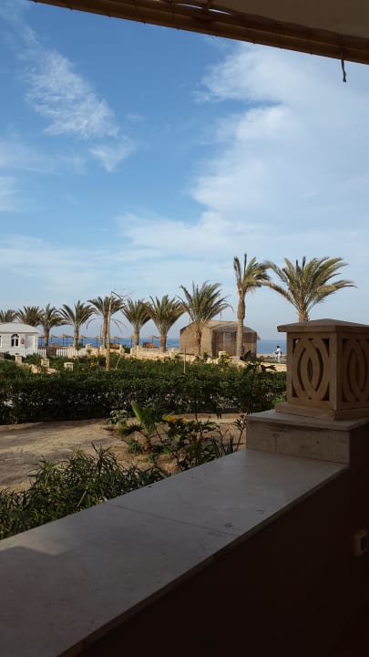 Schein Rohanou Beach Resort