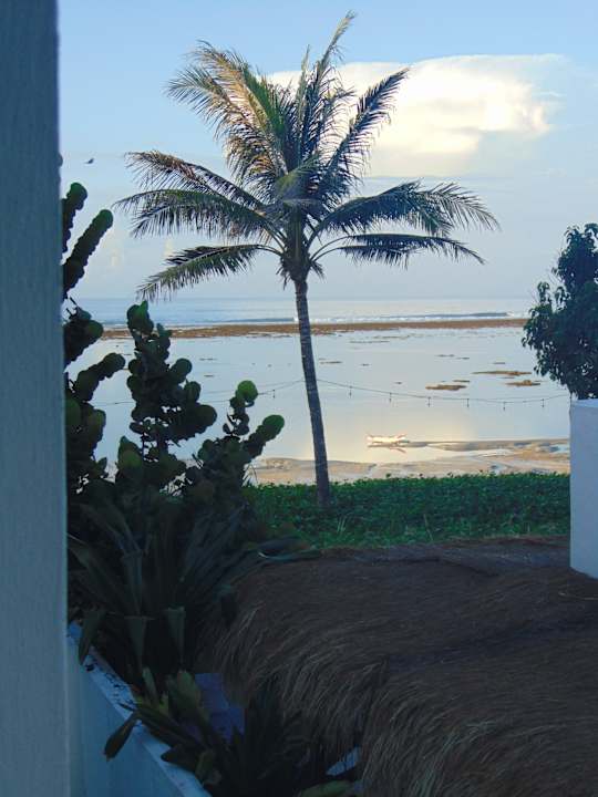 Strand Amber Lombok Beach Resort