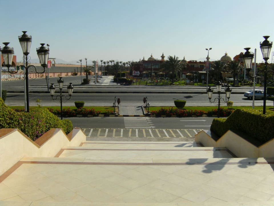Sicht vom Eingang nach Außen Pickalbatros Dana Beach Resort - Hurghada