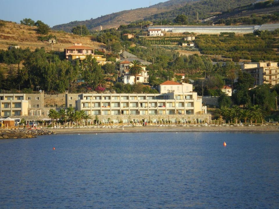 Außenansicht Aregai Marina Hotel & Residence