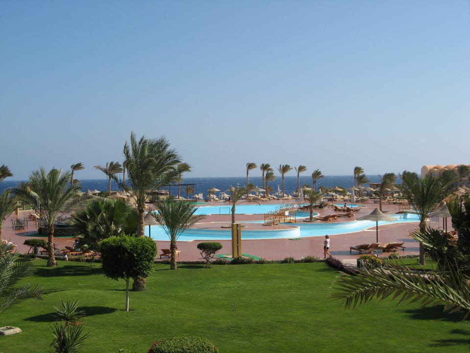 Vom Restaurant, Blick über Poll zum Meer Three Corners Sea Beach Resort