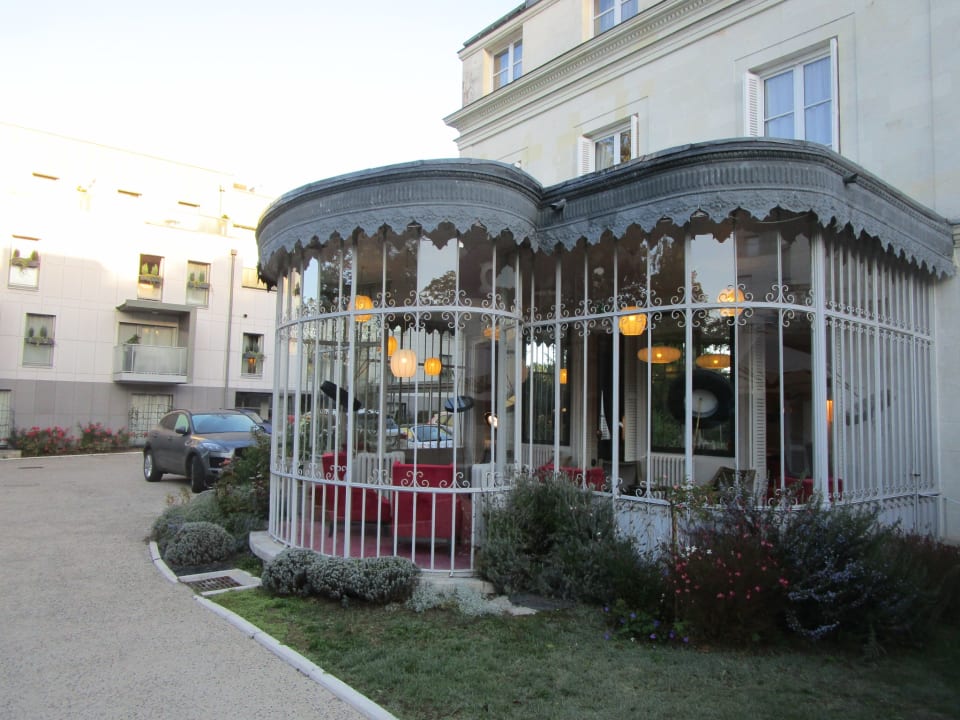 Außenansicht Hotel Clarion Château Belmont