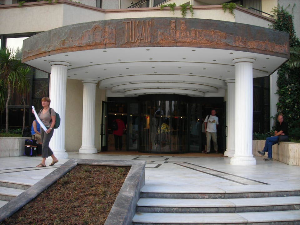 Eingangsbereich Tusan Beach Resort