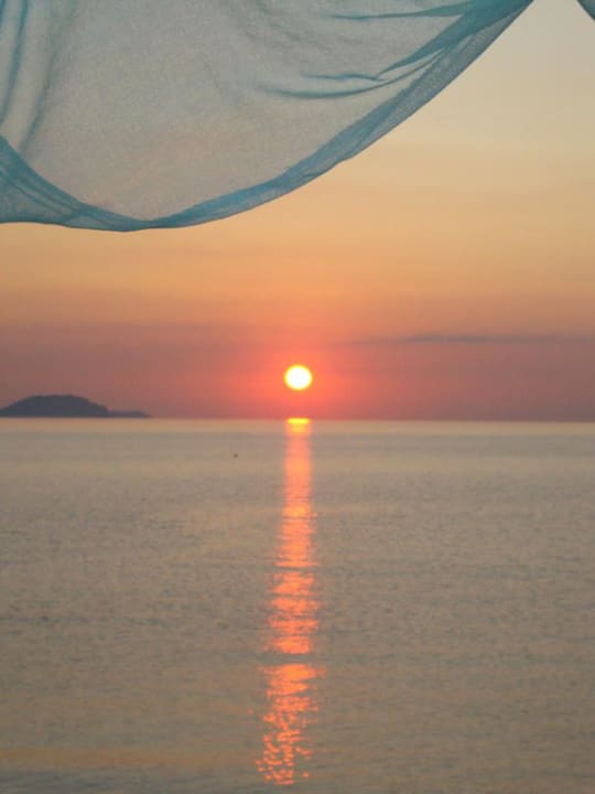 Sonnenuntergang Porto Koukla Beach