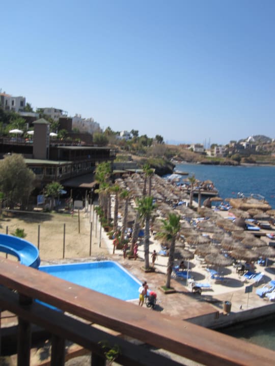 Widok na plażę Delta Hotels By Marriott Bodrum