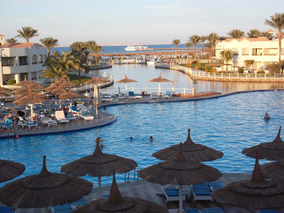 Castellopool Pickalbatros Dana Beach Resort - Hurghada