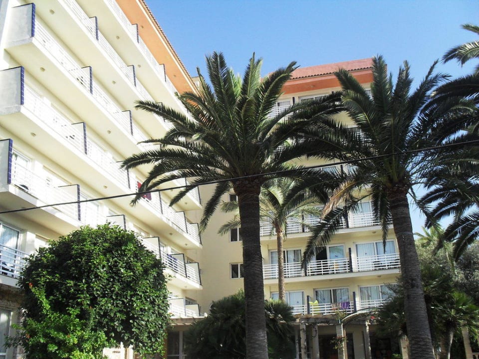 Außenansicht Haupteingang Smy Portocolom