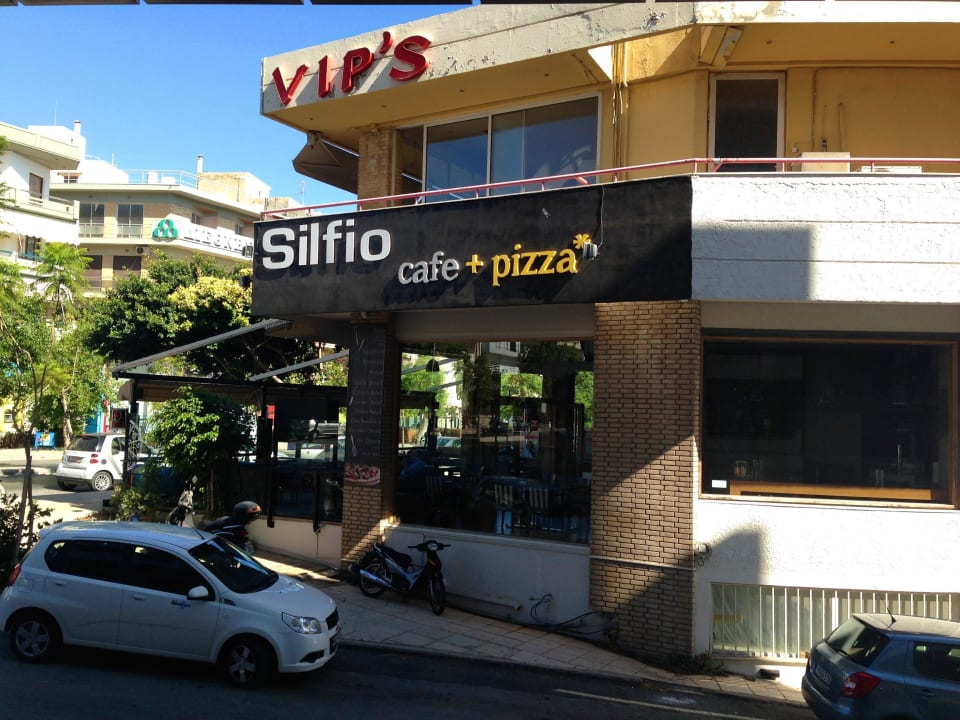 Benachbartes Lokal Galaxy Hotel Iraklion