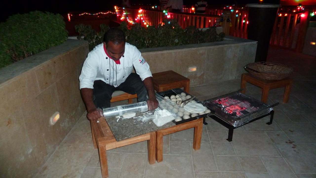 Abendbuffet The Breakers Diving & Surfing Lodge