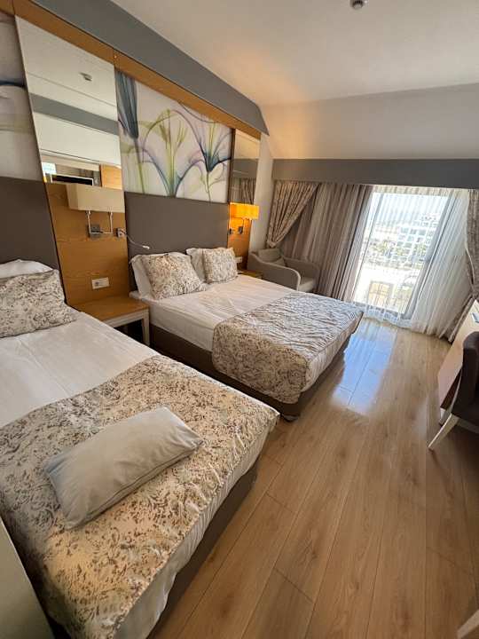 Zimmer Glamour Resort & Spa