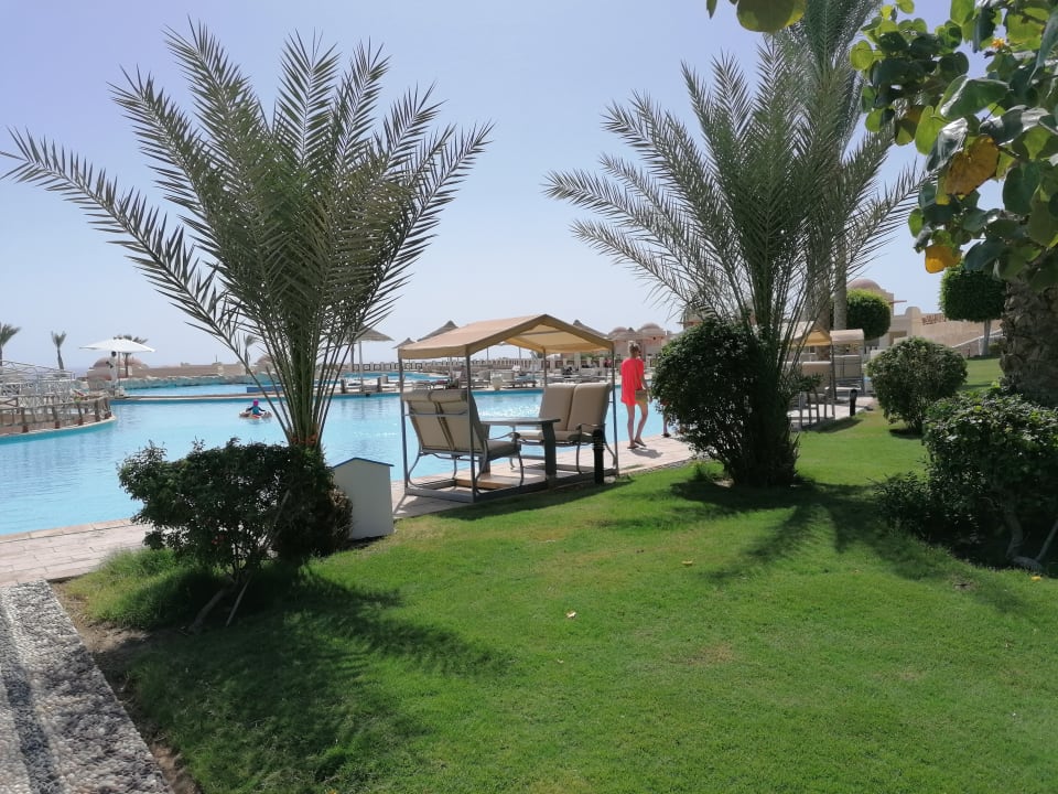 Pool Serenity Alpha Beach