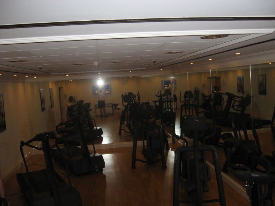 Fitness Raum Lindner Hotel Cologne City Plaza, part of JdV by Hyatt