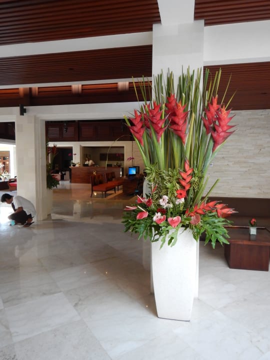 Lobby Griya Santrian Beach Resort & Spa