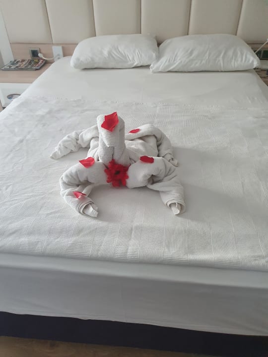 Zimmer Azura Deluxe Resort & Spa Hotel