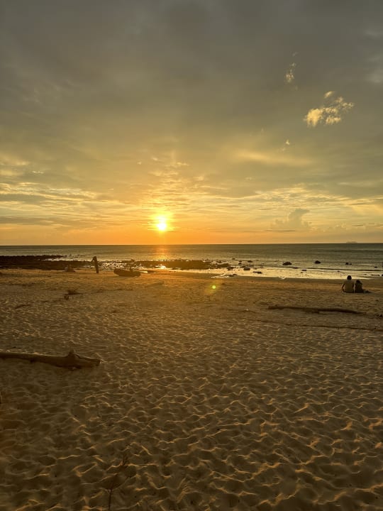 Strand Hotel Lanta Castaway Resort