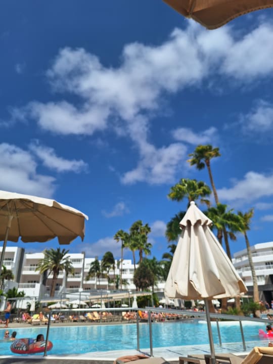 Pool Hotel Riu Paraiso Lanzarote