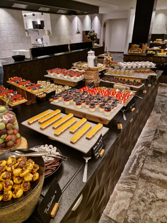 Gastro Hotel Schwarzenstein