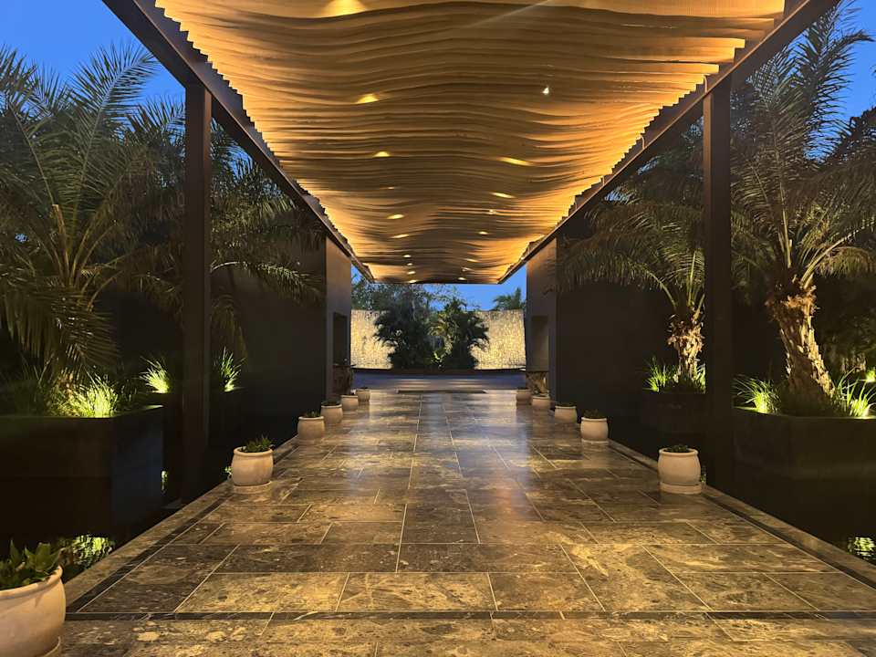 Lobby Secrets Moxché Playa del Carmen
