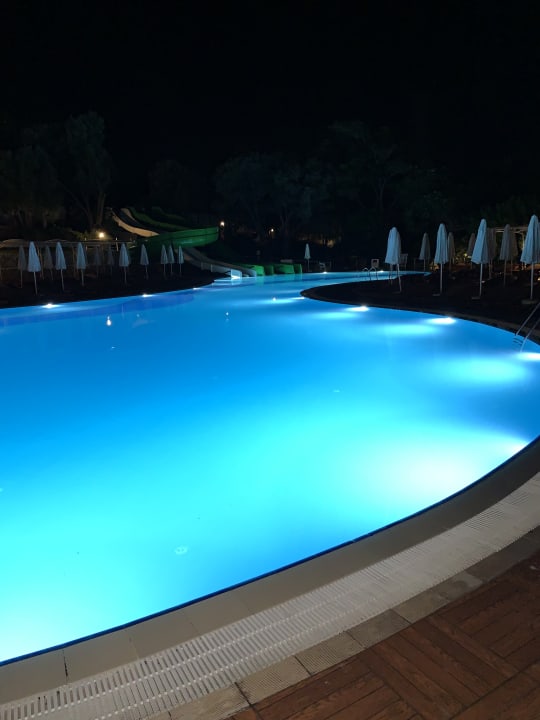 Pool Club Resort Atlantis