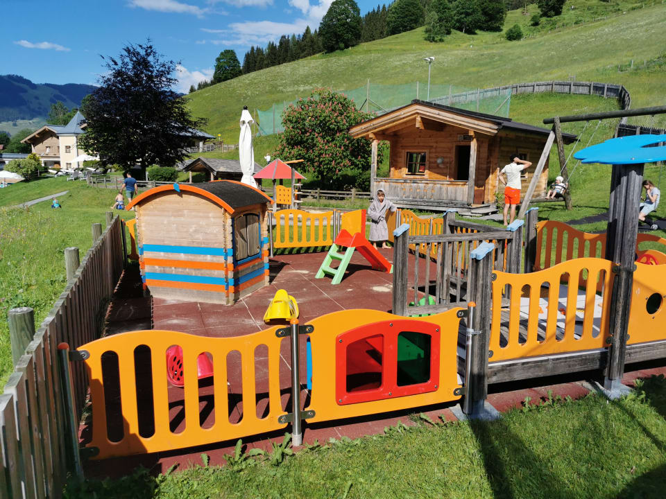 Sport & Freizeit Ellmauhof - das Generationenresort