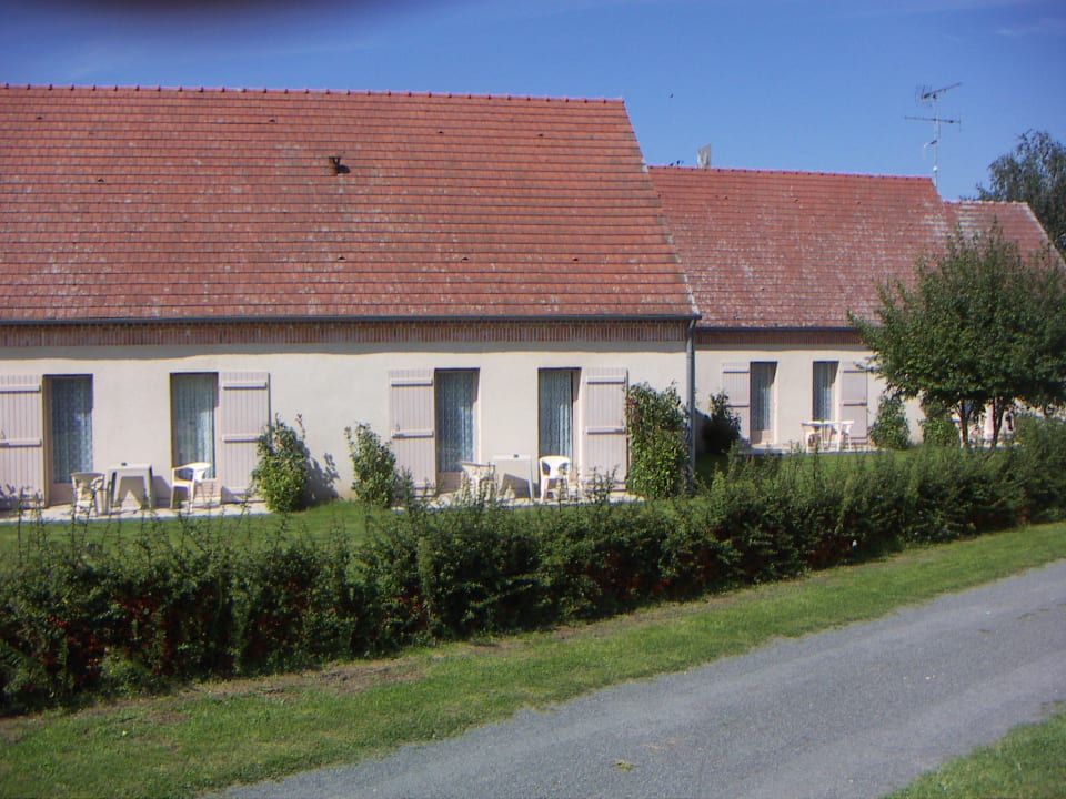 Außenansicht Logis Hotel Le Nuage