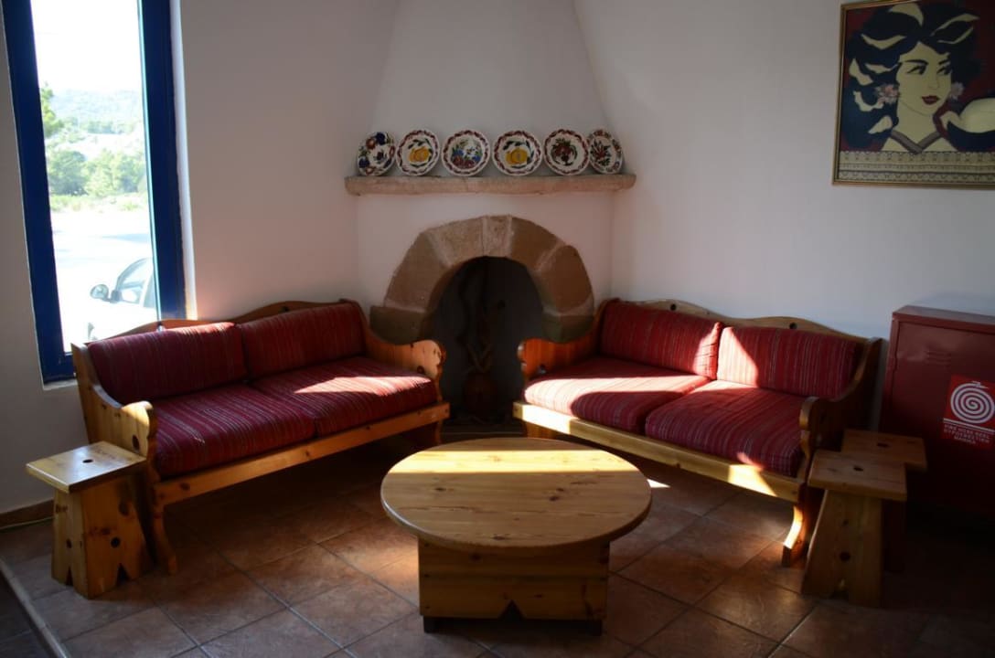 Die Bar Ekaterini Hotel