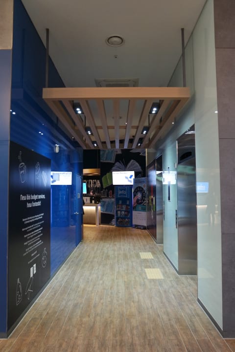 Lobby ibis budget Ambassador Seoul Dongdaemun