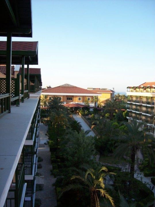 Blick vom Balkon Richtung Restaurant Crystal Paraiso Aqua Collection