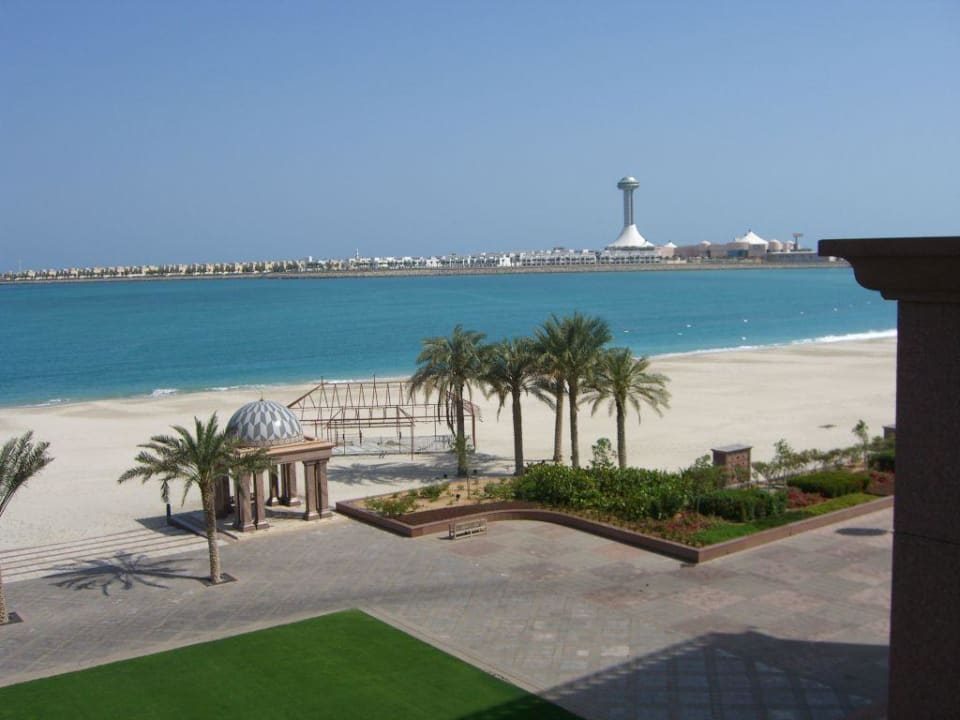 Aussblick von Terrasse Emirates Palace Mandarin Oriental