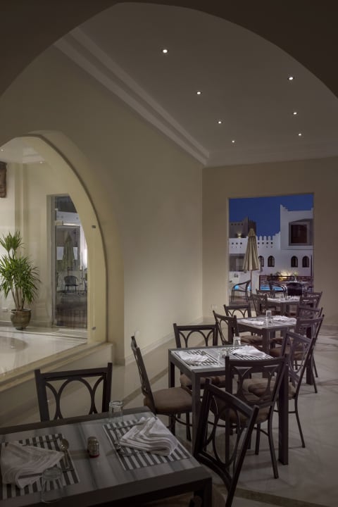 Restaurant Mazar Resort & Spa