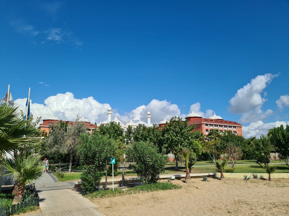 Gartenanlage Royal Taj Mahal Hotel
