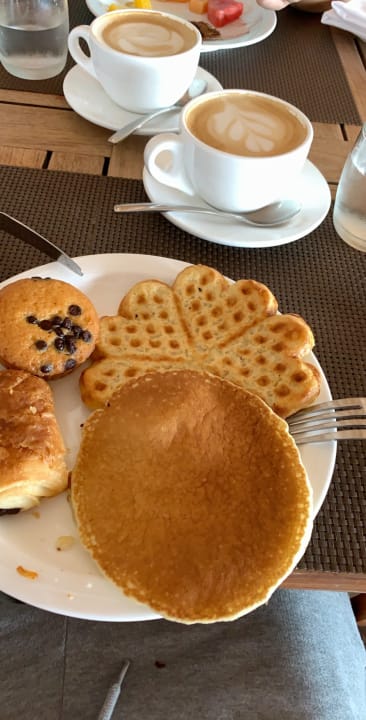 Gastro Kudafushi Resort & Spa