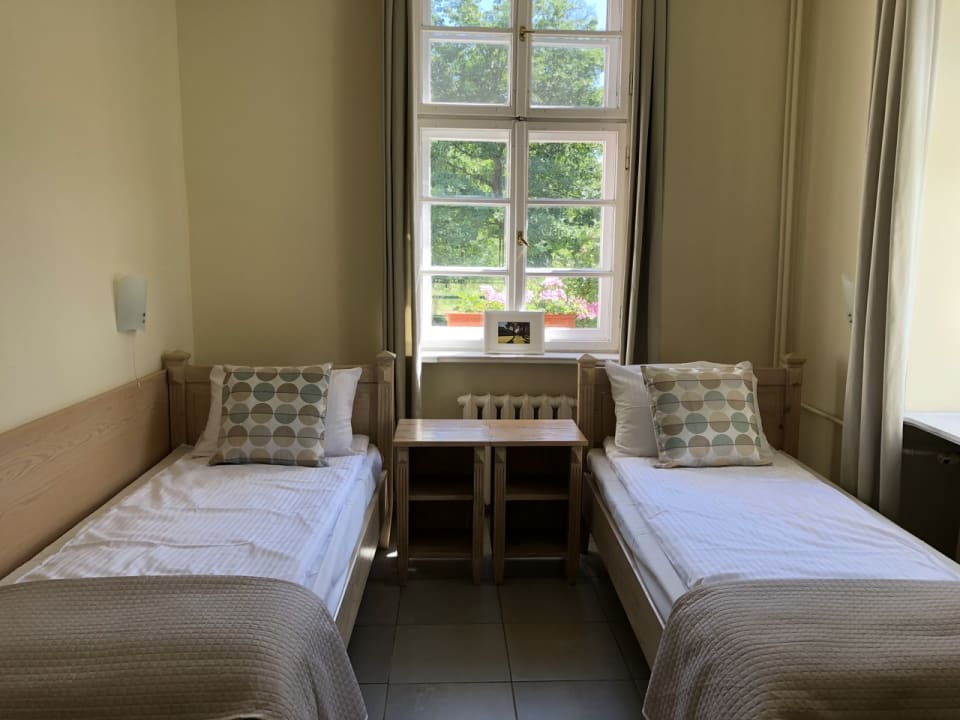 Zimmer Dworek Bielin