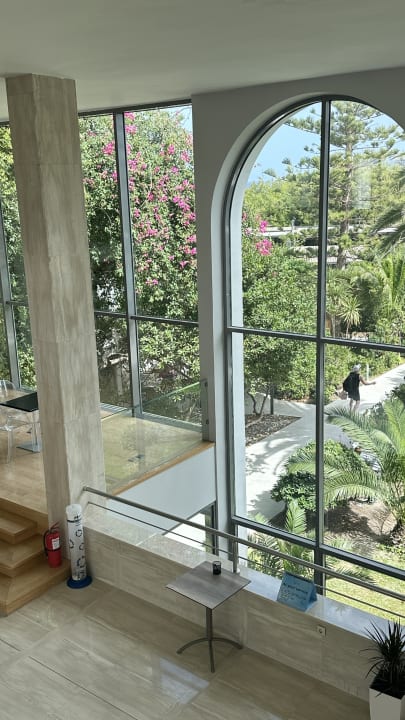 Lobby Caravia Beach Hotel